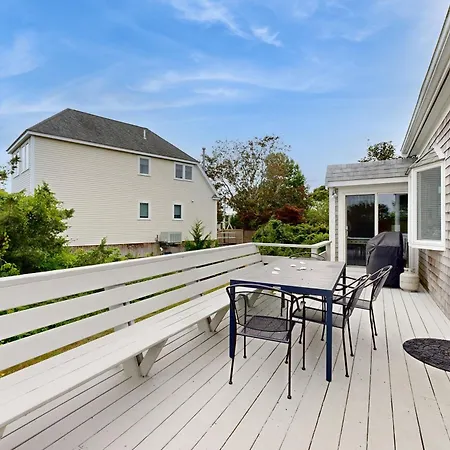 Harbor Point Cottage
